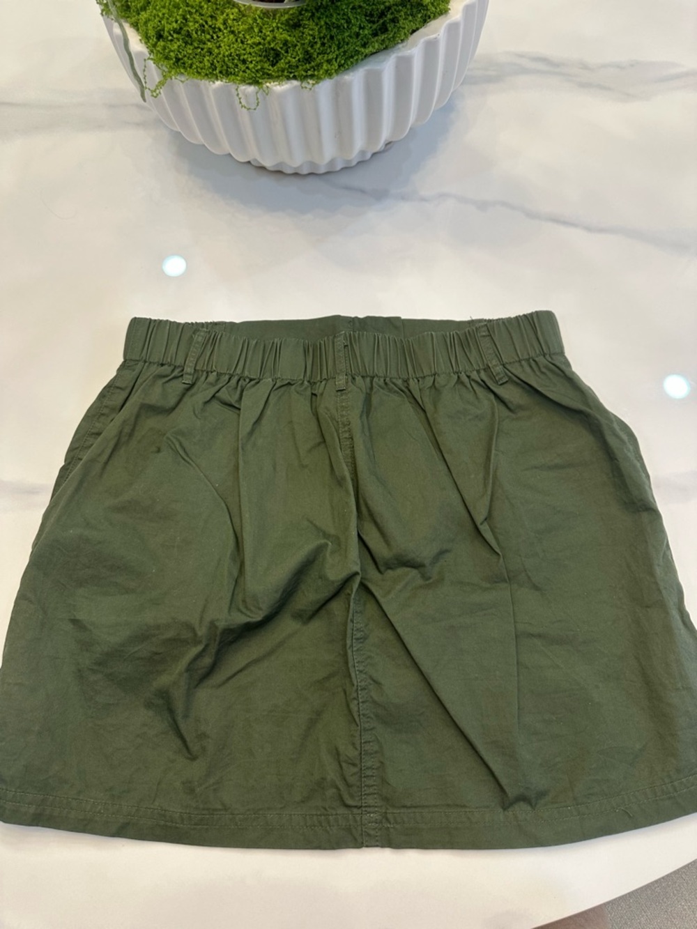 Aritzia Olive Green Elastic-Waist Cotton Skirt